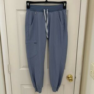 Figs Women’s Zamora Scrub Joggers Size XS Petite Blue Striped Comfy Healthcare